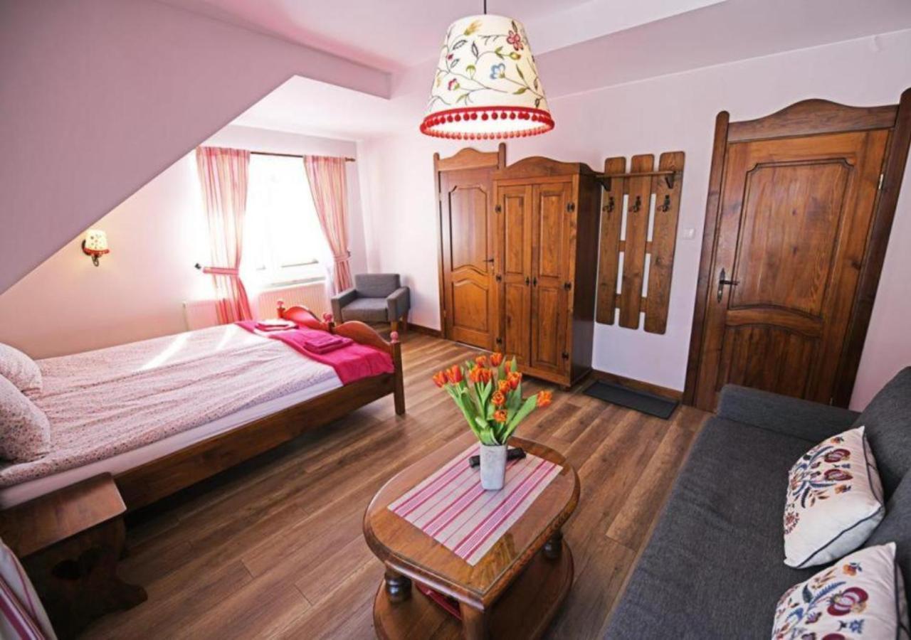 Gosciniec Malinowka Bed and Breakfast Krzeszna Exteriör bild