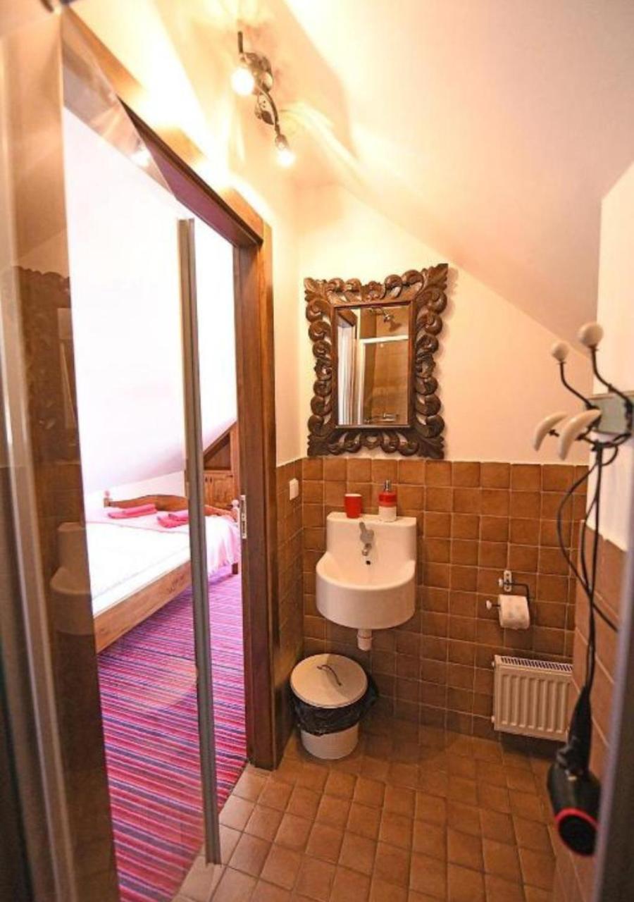 Gosciniec Malinowka Bed and Breakfast Krzeszna Exteriör bild