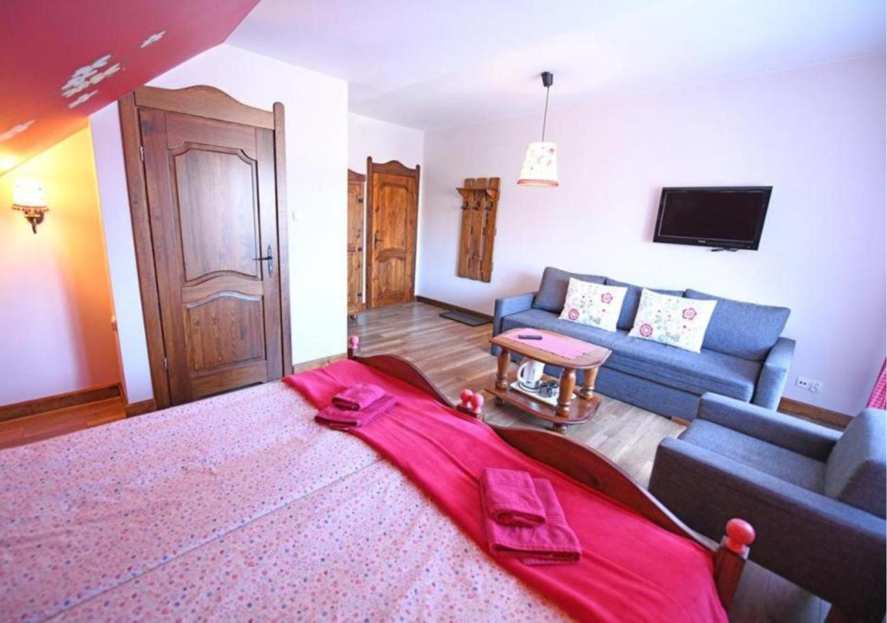 Gosciniec Malinowka Bed and Breakfast Krzeszna Exteriör bild